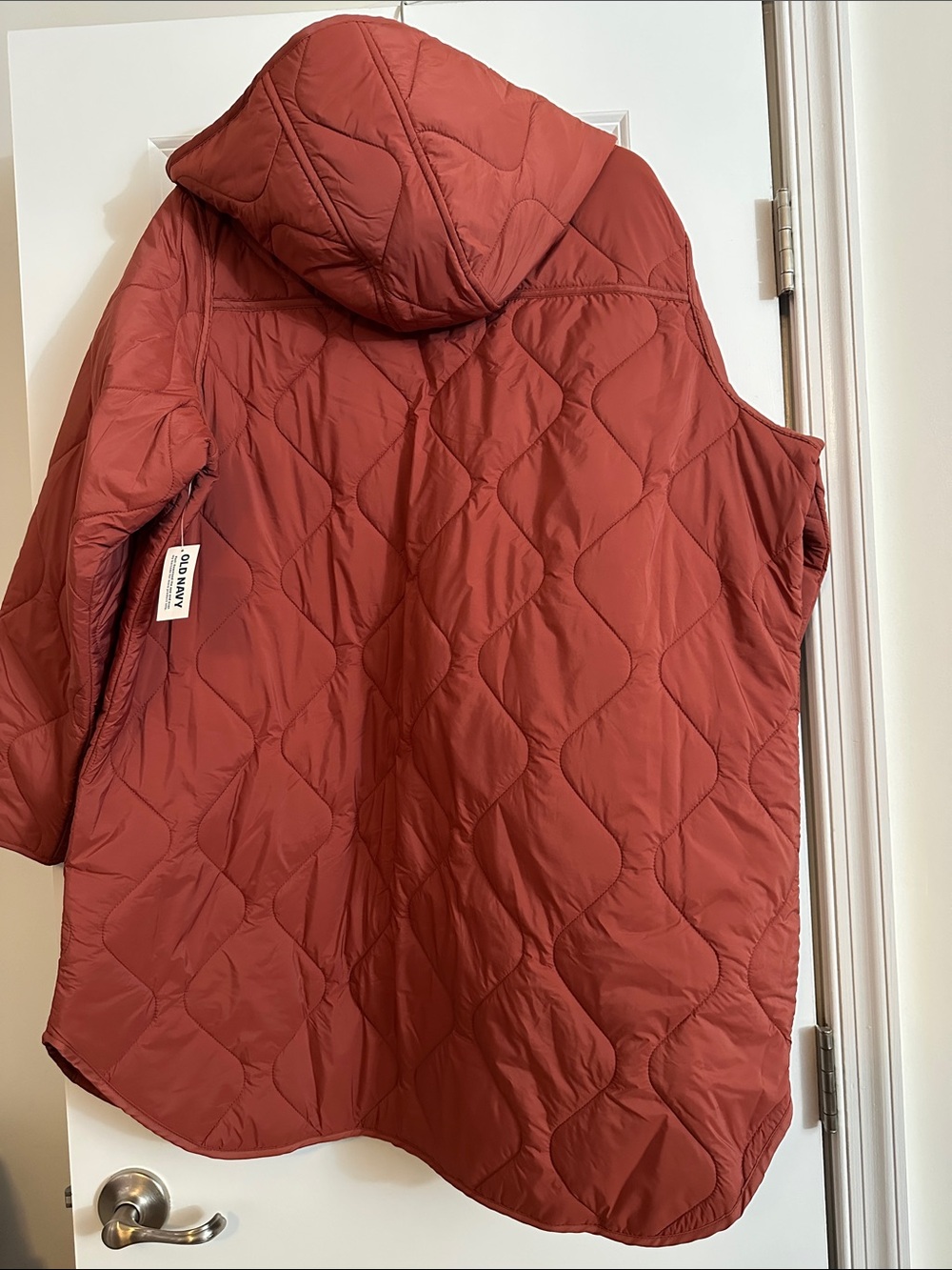 Old Navy Quilted Hooded Puffer Coat in Rusty Red - Picture 3 of 4